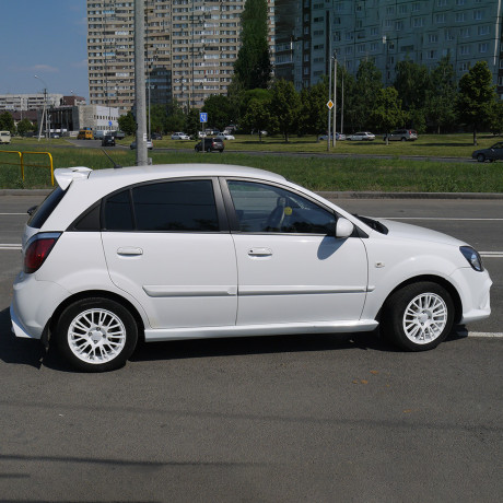 Аэродинамический обвес для KIA Rio JB (2006-2011) купить недорого с доставкой в Ишим