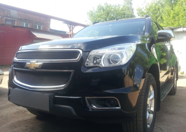 Защита радиатора "Standart" Chevrolet Trailblazer (2012-2015) чёрная купить недорого с доставкой в Ишим