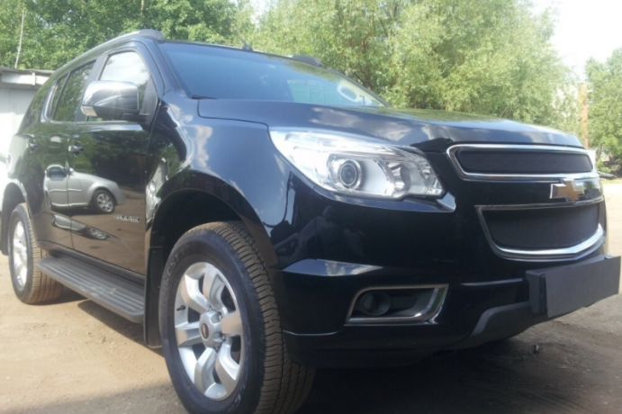 Защита радиатора "Standart" Chevrolet Trailblazer (2012-2015) чёрная купить недорого с доставкой в Ишим