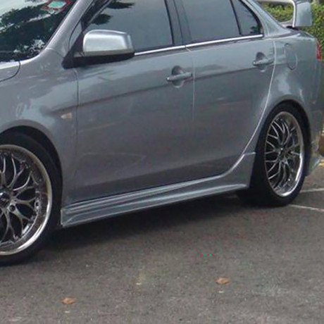 Накладки на пороги "Zodiak" для Mitsubishi Lancer X (2007-2016) купить недорого с доставкой в Ишим
