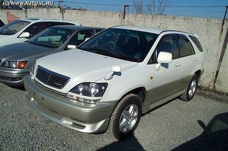Накладка на передний бампер (сток) Toyota Harrier (10) купить недорого с доставкой в Ишим