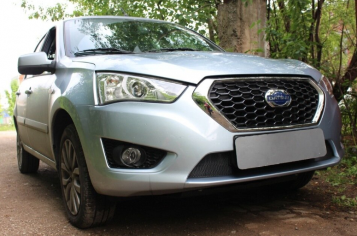Защита радиатора "Standart" Datsun mi-Do (2015-н.в.) чёрная купить недорого с доставкой в Ишим