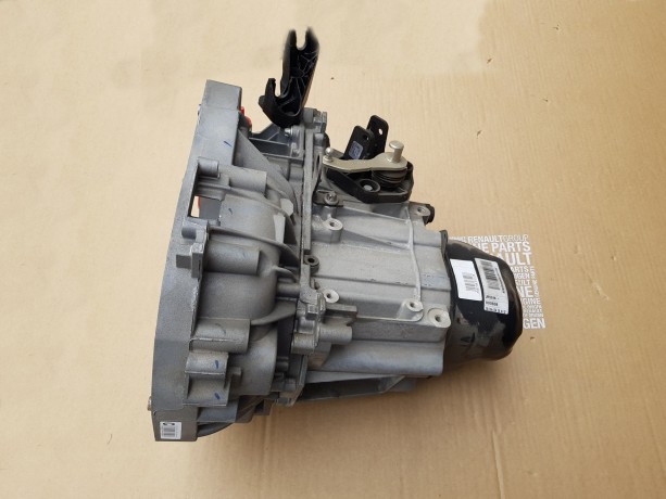Механическая коробка переключения передач (МКПП 5-ст.) Renault JR5-514, двигатель К4М  1.6 16V, новая, оригинал 320106193R 8200934990 купить недорого с доставкой в Ишим