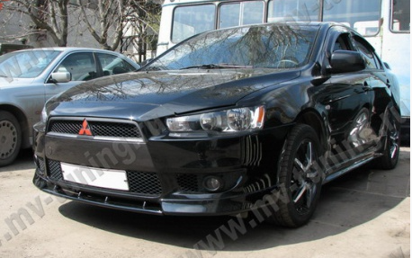 Зубатка - вставка между передними клыками для Mitsubishi Lancer X (2007-2016) купить недорого с доставкой в Ишим