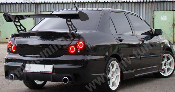 Корпуса под заднюю модульную оптику для Mitsubishi Lancer IX (2003-2009) купить недорого с доставкой в Ишим