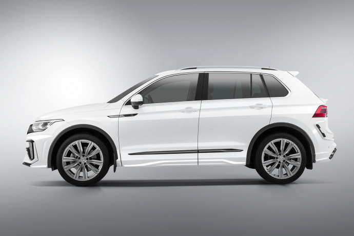 Накладки на двери Volkswagen Tiguan (2020-н.в.) купить недорого с доставкой в Ишим