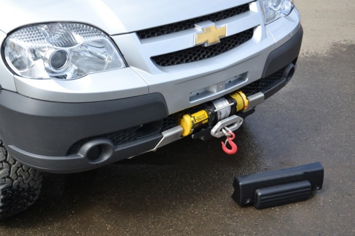 Кронштейн стационарной лебёдки передний для Chevrolet Niv@ купить недорого с доставкой в Ишим